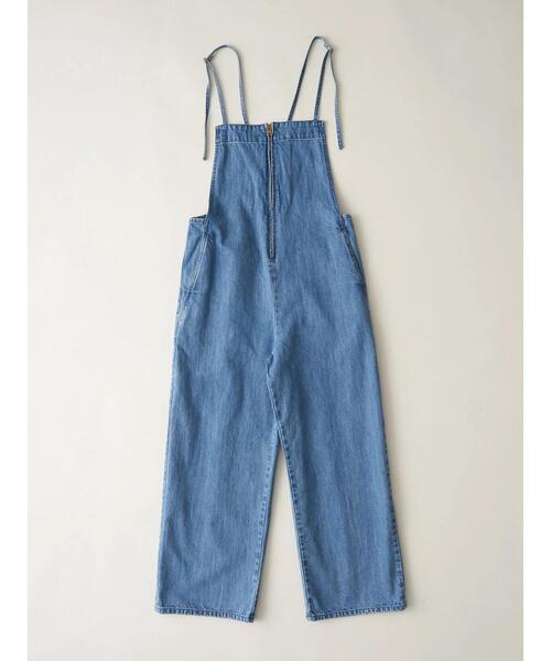 細い肩紐で大人顔に。今年こそトライしたいAMERICAN HOLICのサロペット