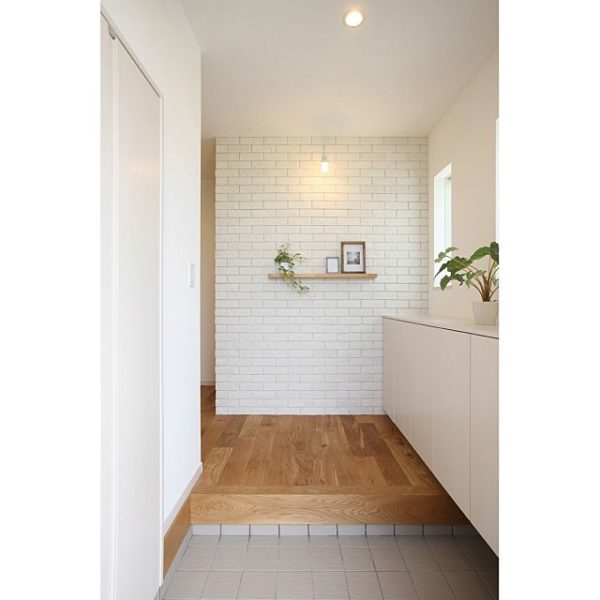 風水は玄関から始めよう！風水的玄関インテリアで気をつけるポイントまとめ folk