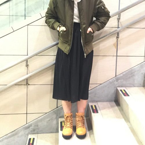 普段も履きたい ごつめのトレッキングシューズを使ったかわいいコーデ Folk