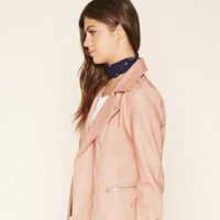 オシャレ上級者のテクニック！FOREVER21のピンクライダースジャケットをさらりと着こなす☆