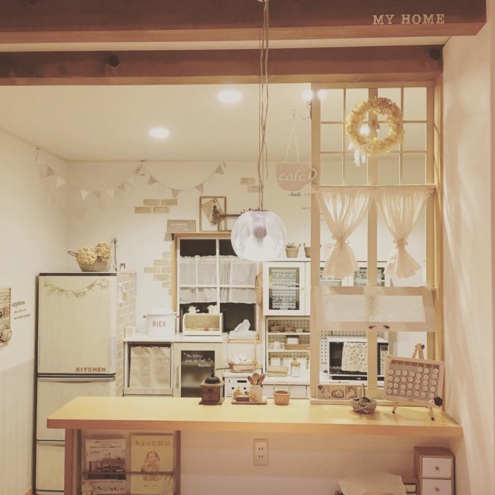 インテリアや部屋の目隠しに最適 カフェカーテンのあるインテリア集 Folk