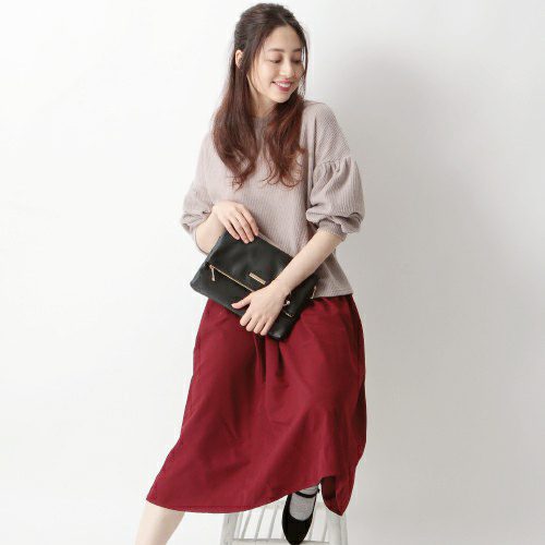 バーガンディカラーを着こなしてエレガントな女性に バーガンディを使ったアイテムのご紹介 Folk