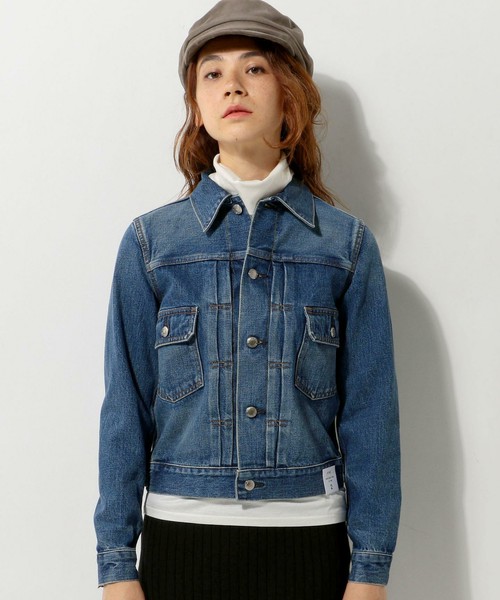 ◆UNITED ARROWS ＜HYKE（ハイク）＞ デニム ジャケット  フロントにピンタックを左右2本ずつ入れたデニムジャケット。シャープなシルエットと適度な色落ちが魅力のジャケットです。すっきりと着こなせるコンパクトなサイズ感も人気。