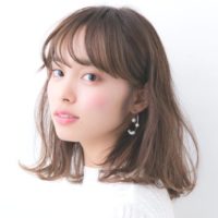 絶妙な長さが魅力♡セミディスタイルで、大人かわいい自分を叶えてみませんか♪