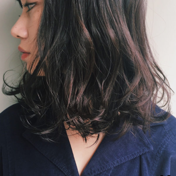ツヤ感と透明感が素敵な魅力のヘアカラー アッシュがかっこよすぎます Folk