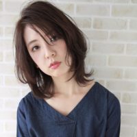 ミディアムヘアさん必見！春にぴったり♪今年は軽めミディアムがおすすめ♡