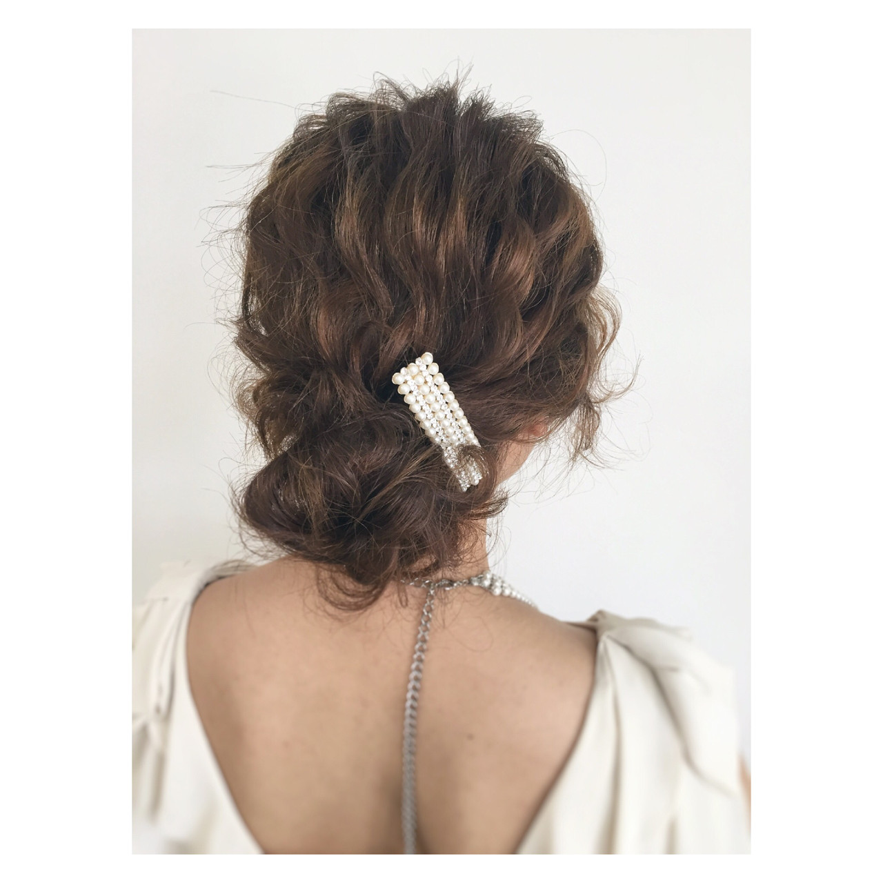 【シニヨン】ロングヘアアレンジ４