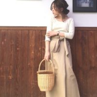 品よくまとめて女っぷりを上げて♪大人女子の春はベージュ×白コーデで間違いなし☆