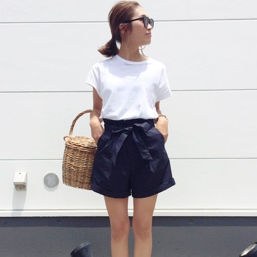 白黒tシャツどっちが使える どちらも使える優秀アイテムのコーディネート Folk