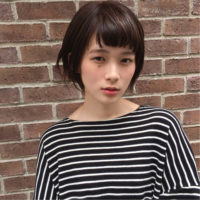 暗くても透けて色っぽい！？秋のヘアスタイルはダークな透明感で大人っぽく♪