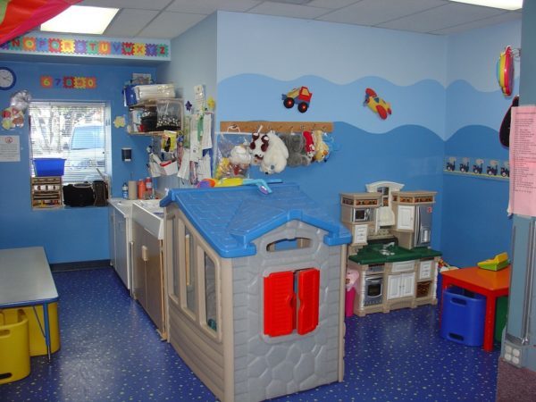 toddler-room-569199_960_720-600x450