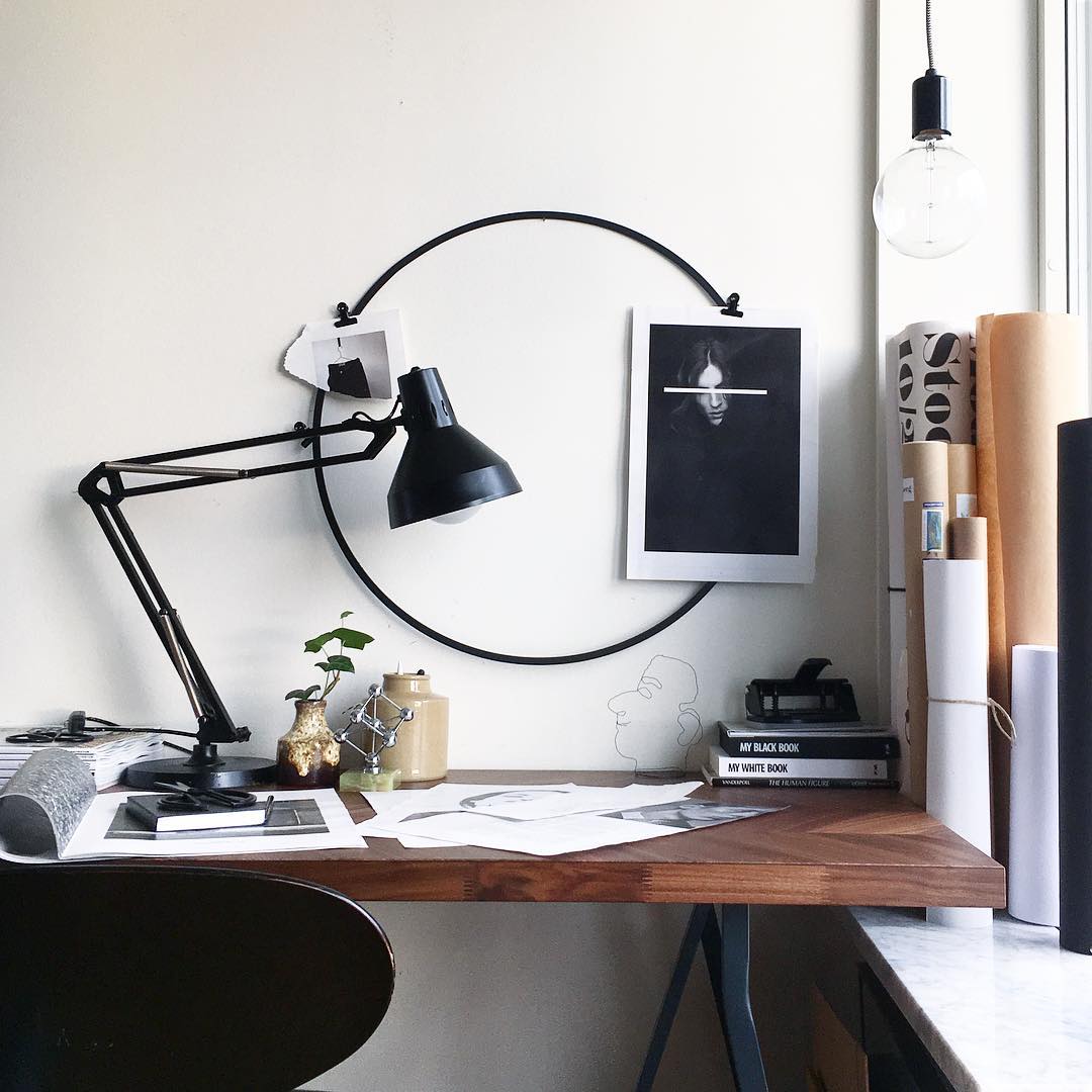 素敵なデスク周りインテリア15選 心地よい空間で仕事力 ひらめき力up Folk