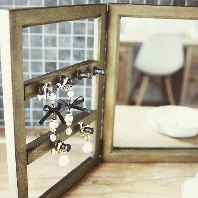 ピアスやイヤリングをおしゃれに収納 100均で便利な収納アイテムをdiy Folk