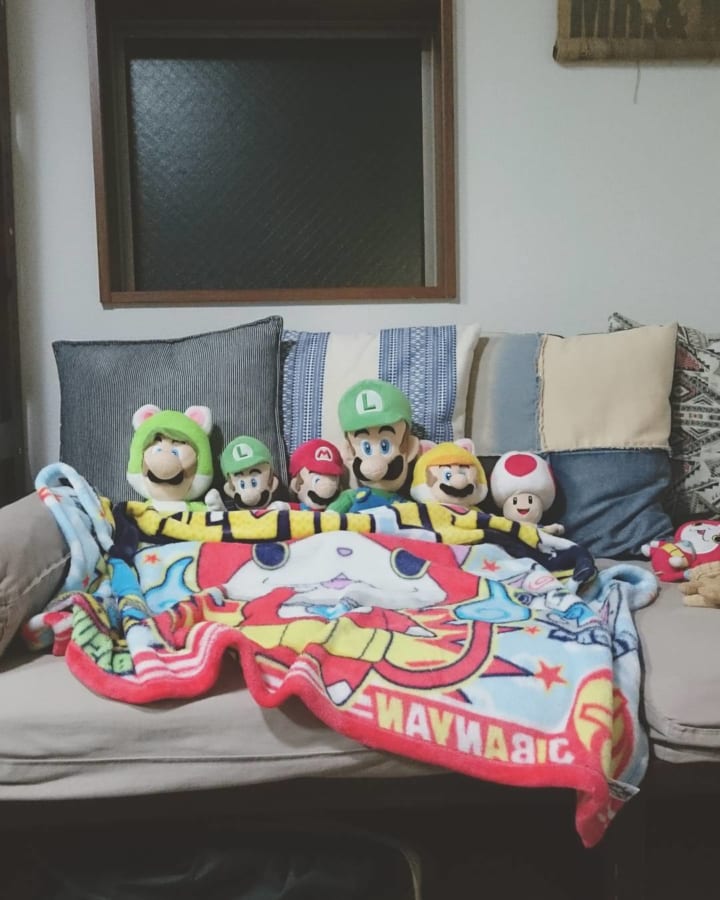 ソファに並べて