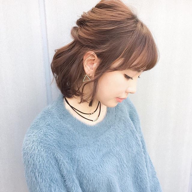 デートの髪型　ヘアアレンジ　ハーフアップ５