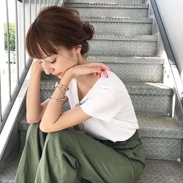 デートの髪型　ヘアアレンジ　お団子３