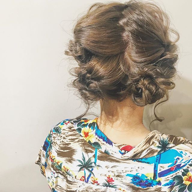 デートの髪型　ヘアアレンジ　お団子５