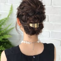 ドレス&浴衣にも似合う簡単セルフアレンジ♡大人可愛いヘアの作り方