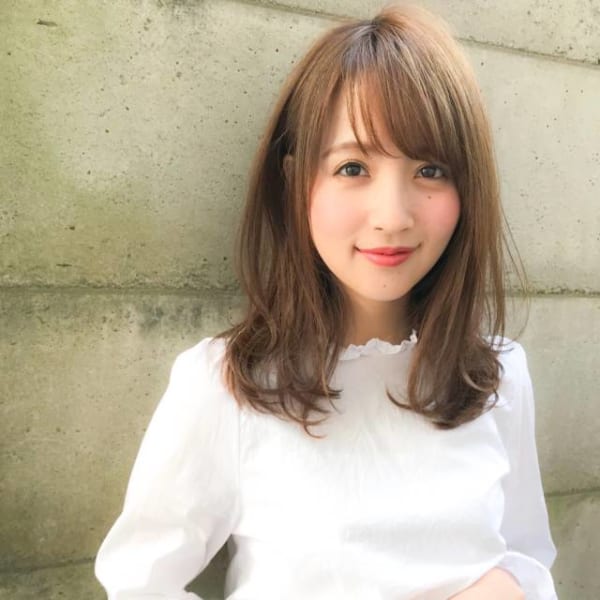 オフィススタイルにもぴったり コンサバヘアで上品な印象を手に入れよう Folk