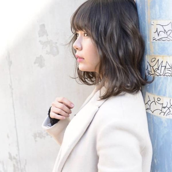面長さんにおすすめ ふんわりとした柔らかさが魅力のウェーブボブ特集 Folk