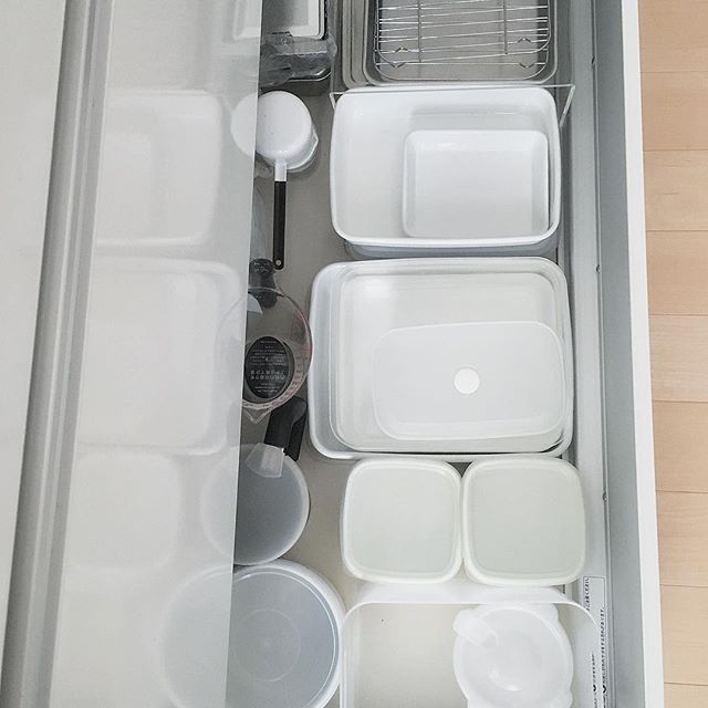 タッパー収納　引き出し１４
