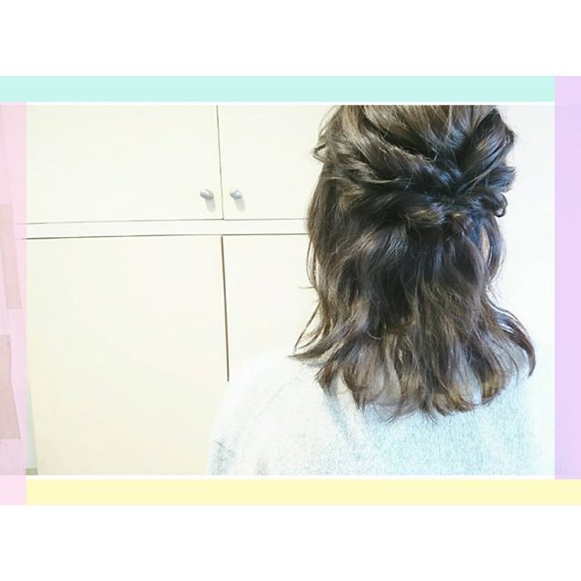 ミディアムのヘアアレンジ4