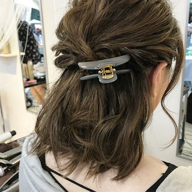 ミディアムのヘアアレンジ8