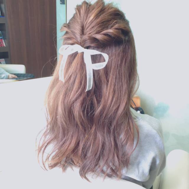 ミディアムのヘアアレンジ12