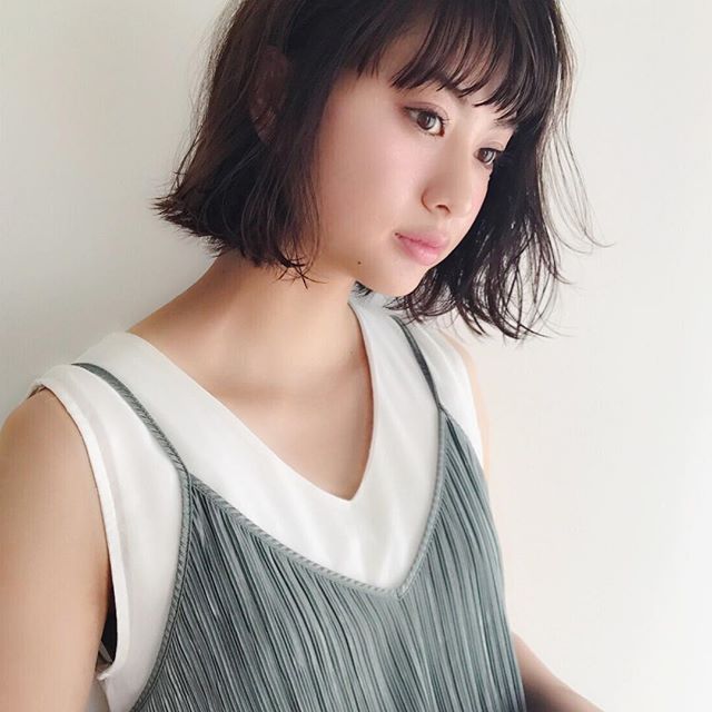 ボブのウェーブヘア特集３４