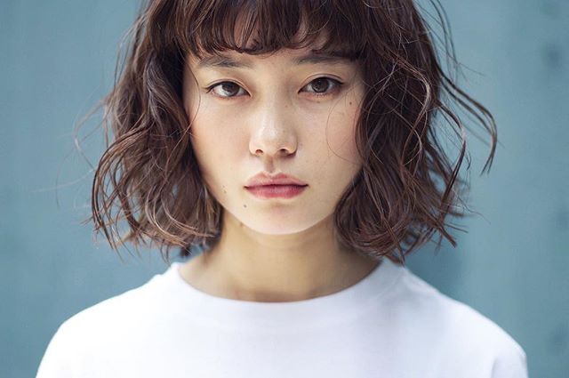 大人女性に合うボブヘアのオン眉5