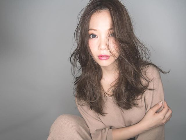 おでこ出しヘアスタイル9