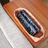 リモコン収納方法は定位置を決めるのがマスト！DIY＆収納アイデア実例をご紹介☆