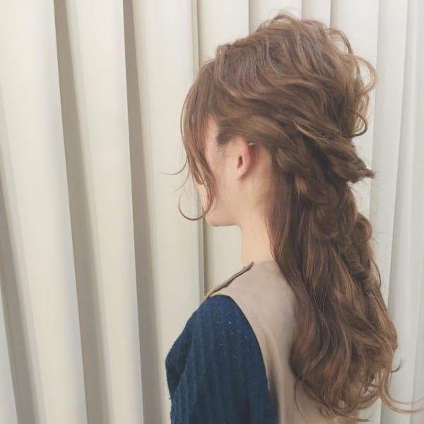 ロングヘアアレンジ9