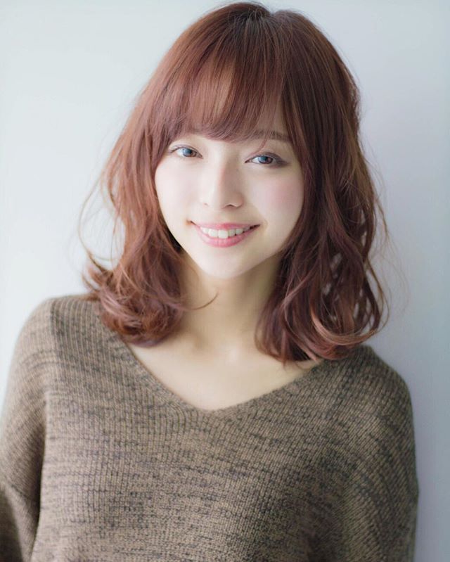 ストレートからウェーブまで今っぽヘアでおしゃれ女子11