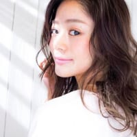 媚びすぎない大人の色気が素敵♡凛とした雰囲気になれるヘアスタイル