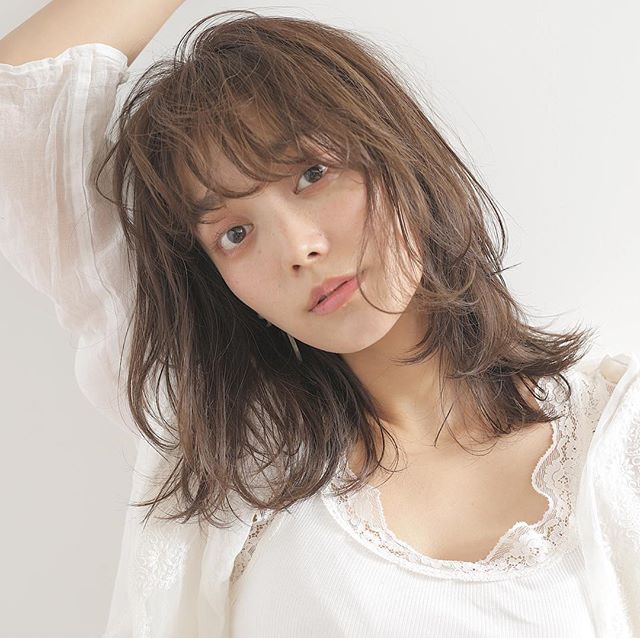 柔らかく優しげな印象がモテる リラックスニュアンスヘアスタイル特集 Folk