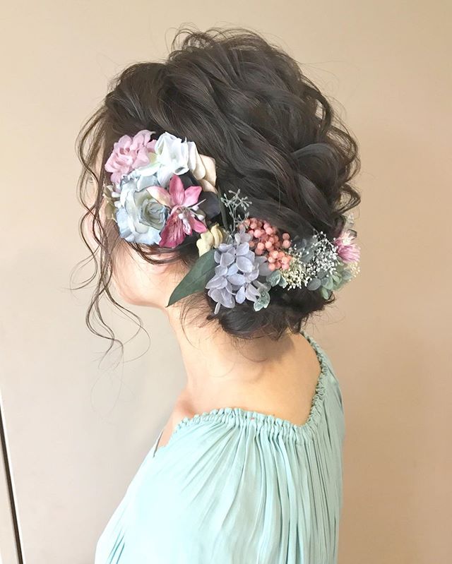 ドレスに合わせたいイマドキヘアアレンジ5