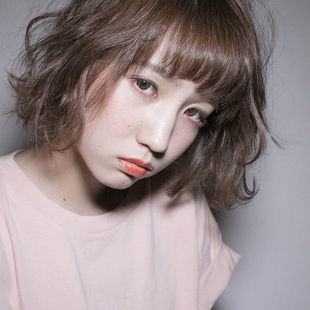 野暮ったい印象から脱する大人ヘアスタイルの作り方♪４