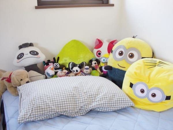 子ども部屋にぬいぐるみを収納１８