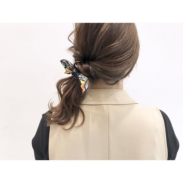 デートの髪型　ヘアアレンジ　ポニーテール８