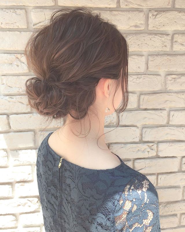 春の結婚式のお呼ばれヘアアレンジ１２