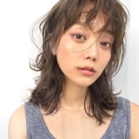 アンニュイさのある、こなれレディに♪ナチュラルな揺れ髪で大人女性に変身しよう♡