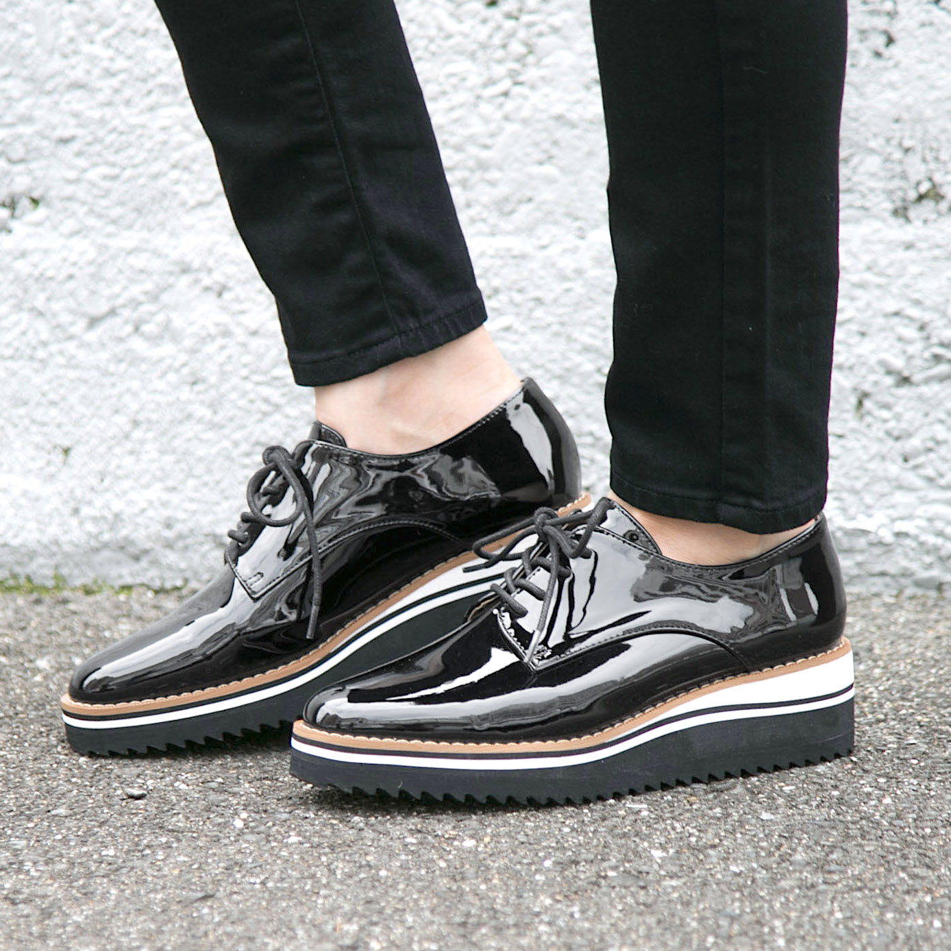 足元からおしゃれを格上げ 厚底シューズで作るイマドキ大人女子コーデ Folk