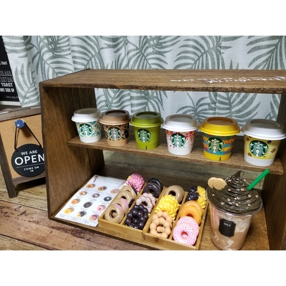 スイーツモチーフ　シェルフDIY