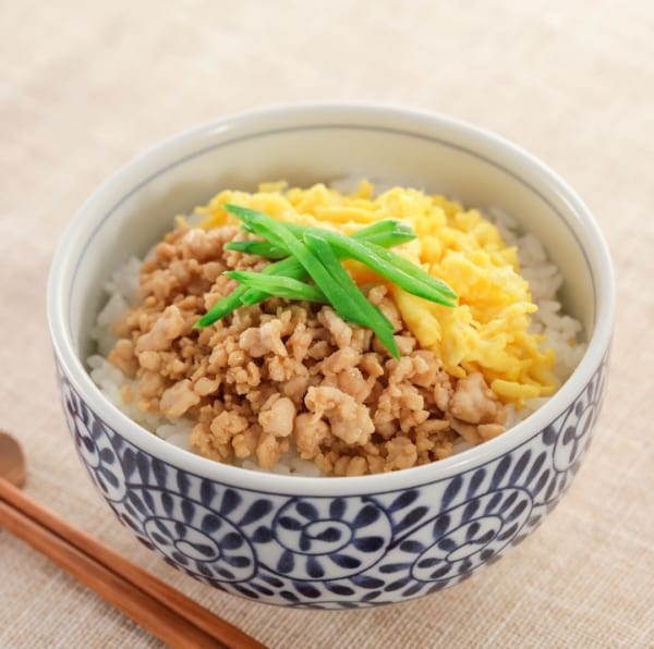 鶏そぼろ丼