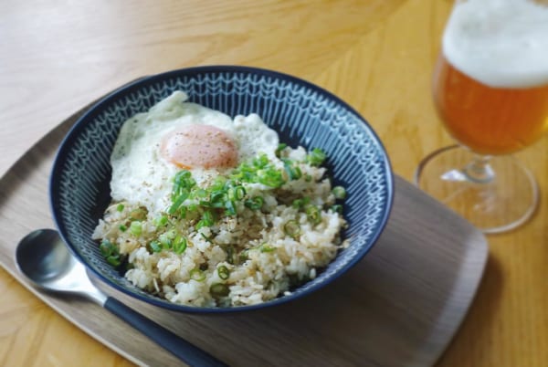 青唐辛子の醤油漬けとちりめんじゃこの炒飯