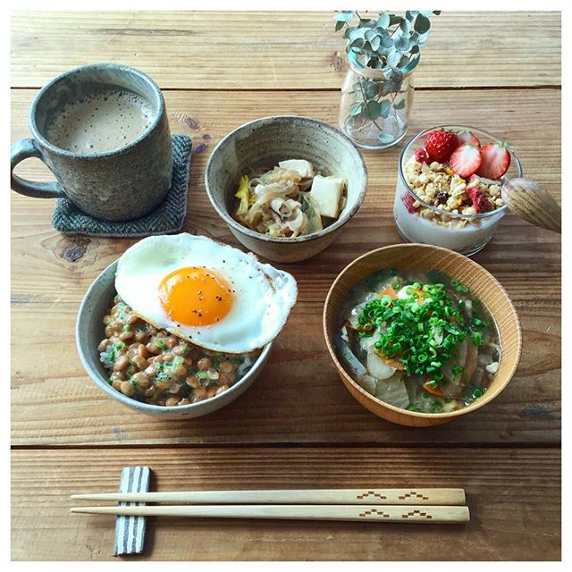 カジュアルな和食の朝ごはん