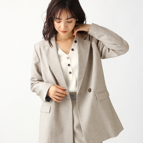 テーラードジャケットの着こなしとは 春に活躍する大人女性コーデ50選 Folk