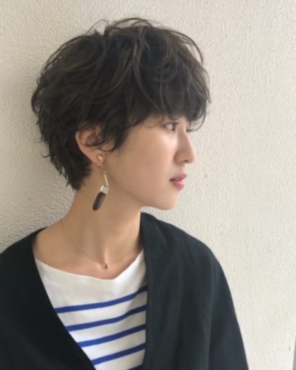 75 ショート パーマ 黒髪 面長 最高のヘアスタイルのアイデア