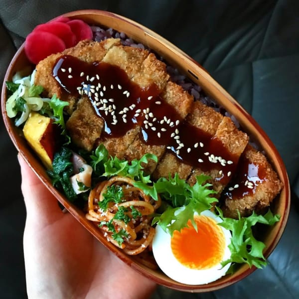 トンカツでガッツリ食べるお弁当